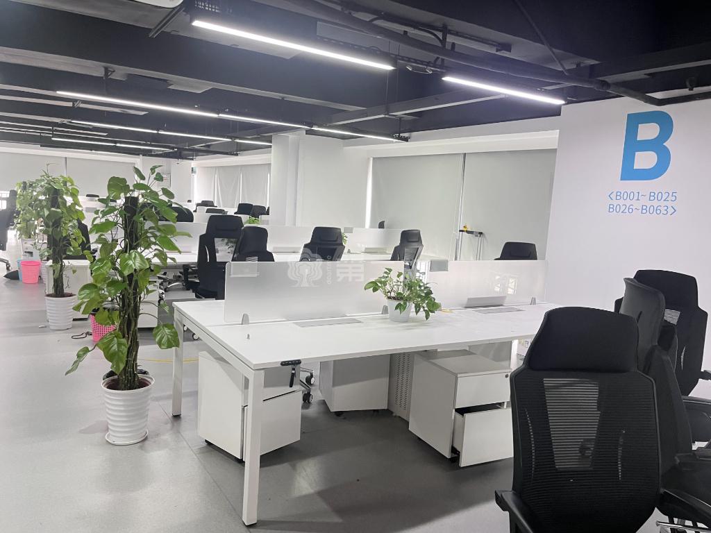 9成新欧林二手开放式工位员工办公桌职员桌卡座