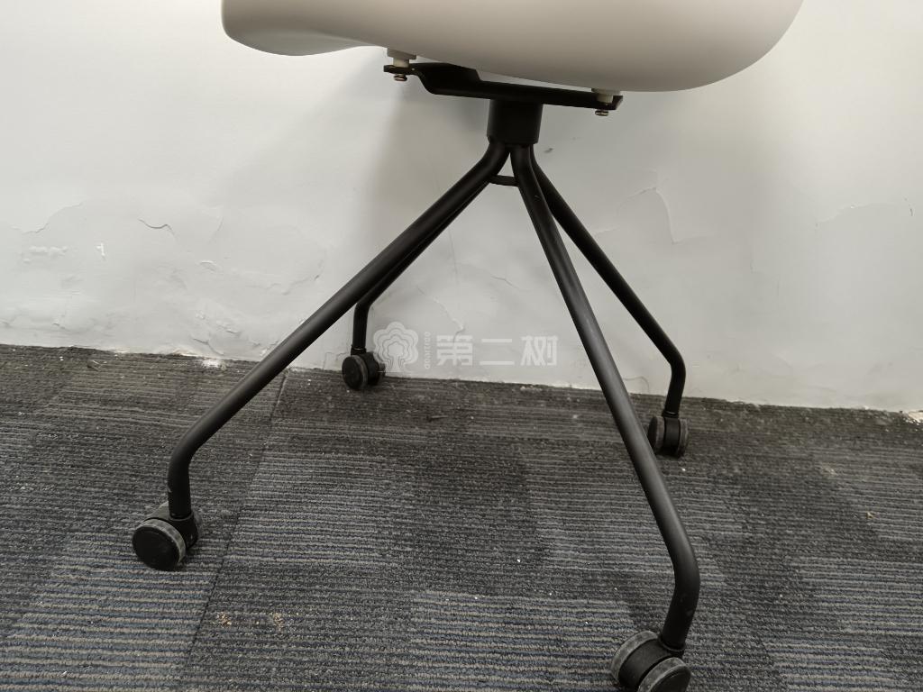 二手洽谈椅四脚椅休闲沙发椅可移动椅子接待椅