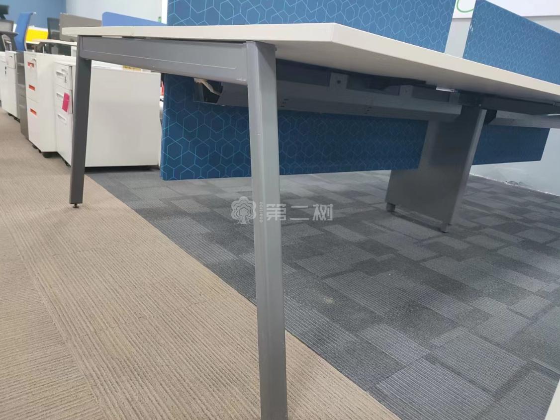 Haworth海沃氏二手开放式屏风工位员工办公桌电脑桌职员桌子