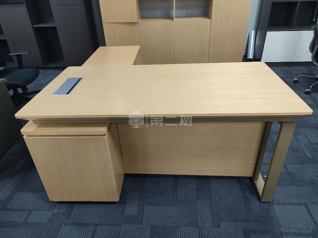 品牌二手老板桌班台主管经理桌子办公桌电脑