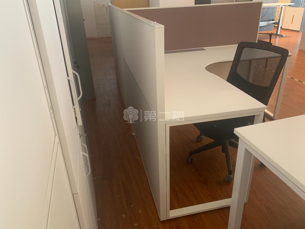 国誉二手L型工位员工办公桌电脑桌职员桌直条屏风工位办公桌椅