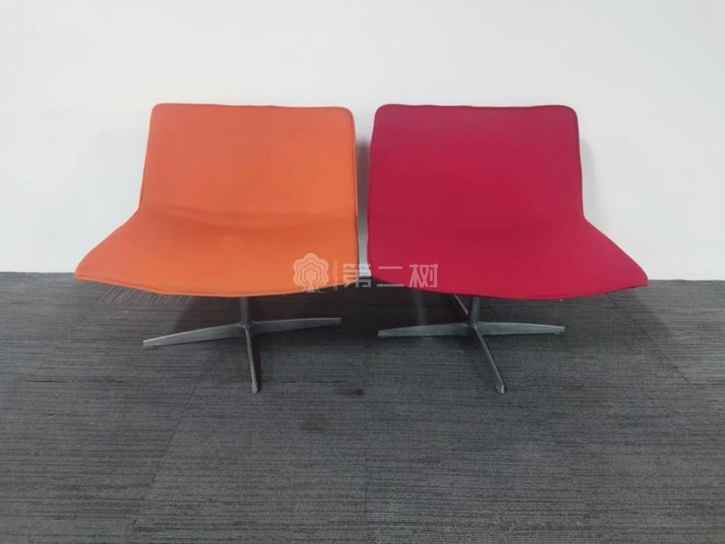 9成新诺伟二手沙发椅洽谈椅休闲沙发茶几