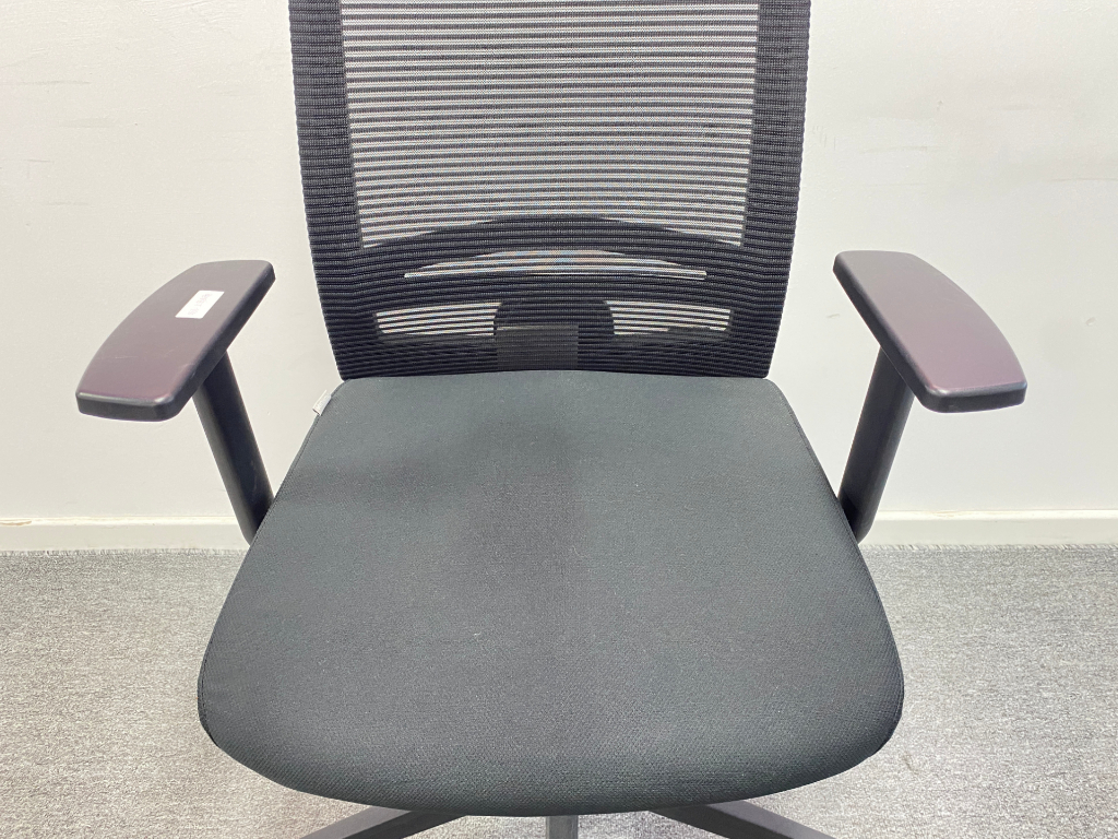 9成新震旦二手办公椅电脑椅职员椅员工座椅转椅网布椅子 黑色