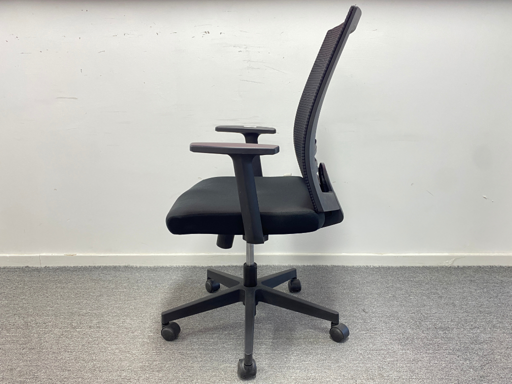 9成新震旦二手办公椅电脑椅职员椅员工座椅转椅网布椅子 黑色