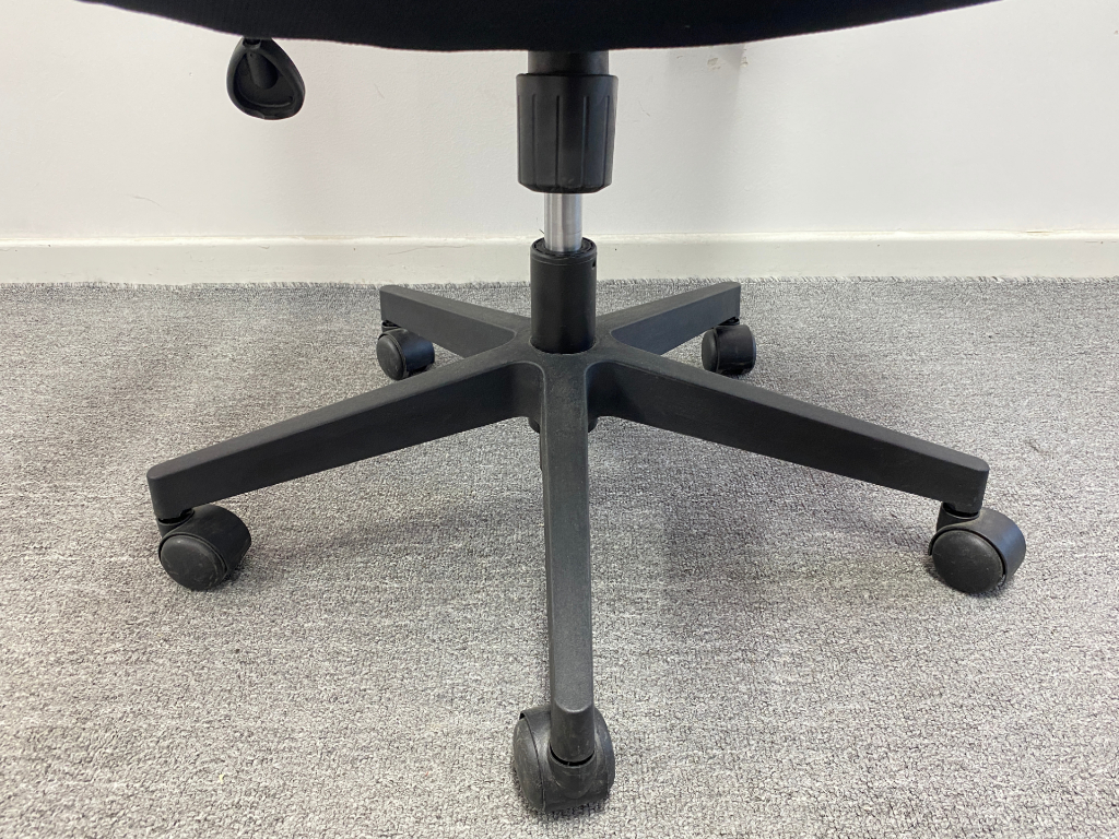 9成新震旦二手办公椅电脑椅职员椅员工座椅转椅网布椅子 黑色