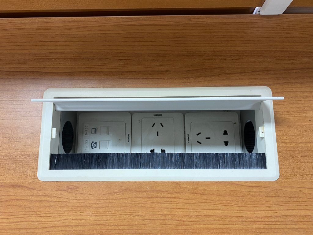 圣奥二手屏风工位职员桌员工办公桌开放式电脑桌子 带固定柜