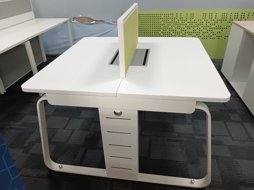 百利Vitctory二手办公桌屏风工位开放式电脑桌职员桌长条桌子