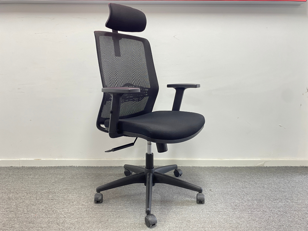 9成新黑色二手办公椅网布电脑椅职员椅带头枕椅子