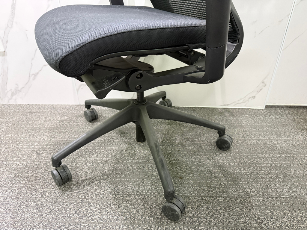 诺梵Novah二手办公椅员工椅布艺转椅电脑椅职员椅带头枕椅子