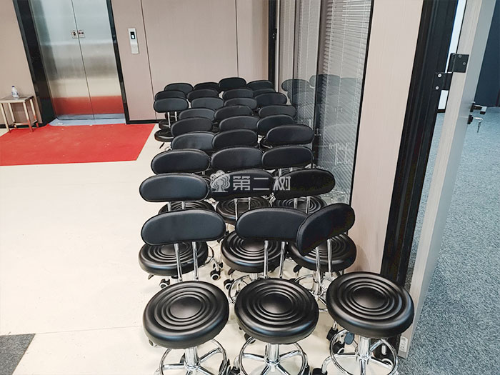 上海二手办公家具5.jpg