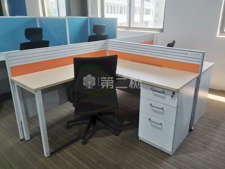 9成新百利二手L型办公桌电脑桌屏风工位卡座大尺寸员工桌子