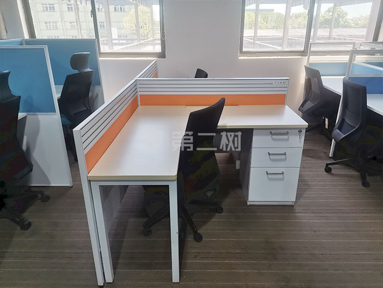 9成新百利二手L型办公桌电脑桌屏风工位卡座大尺寸员工桌子