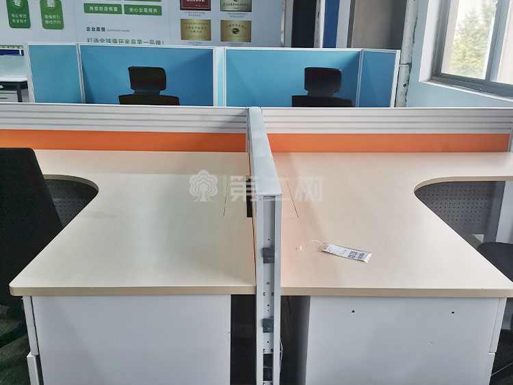 9成新百利二手L型办公桌电脑桌屏风工位卡座大尺寸员工桌子