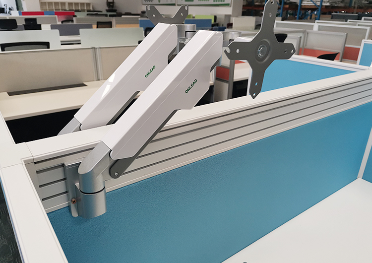 9成新欧林二手办公桌员工电脑桌职员桌子高屏风工位 